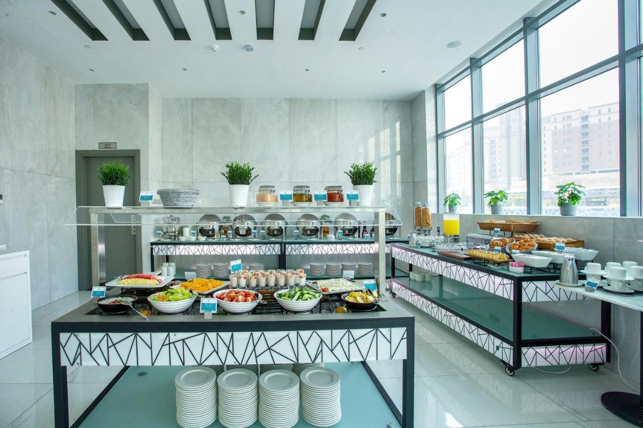City Avenue Al Reqqa Hotel Dubai Exterior foto