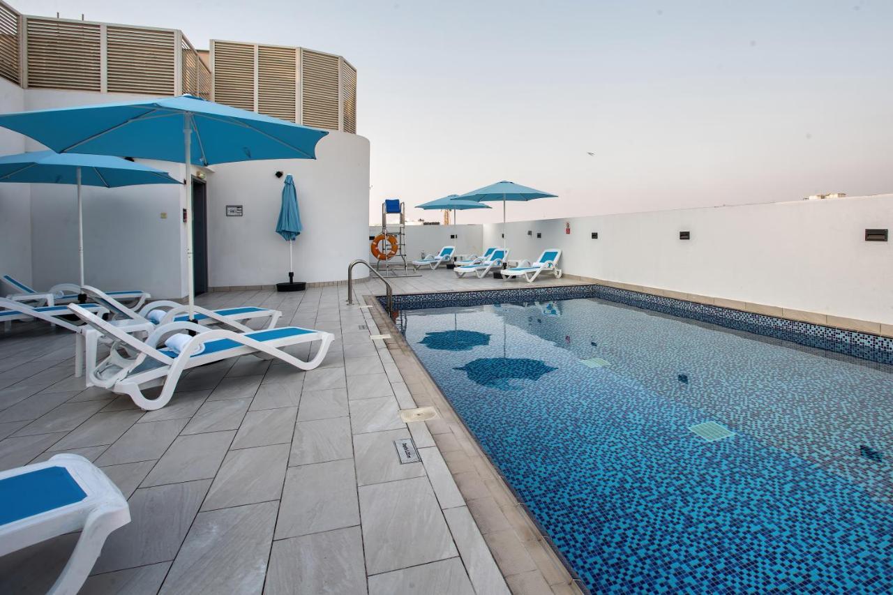 City Avenue Al Reqqa Hotel Dubai Exterior foto